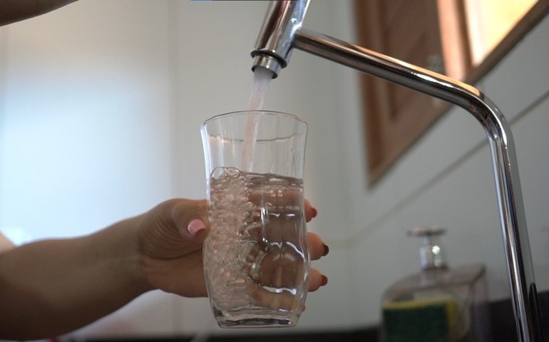 Agreste Saneamento dá dicas para economizar água durante o período de carnaval