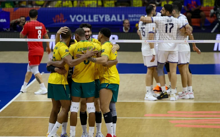 Seleção brasileira masculina de vôlei vence o Irã na estreia da Liga das Nações