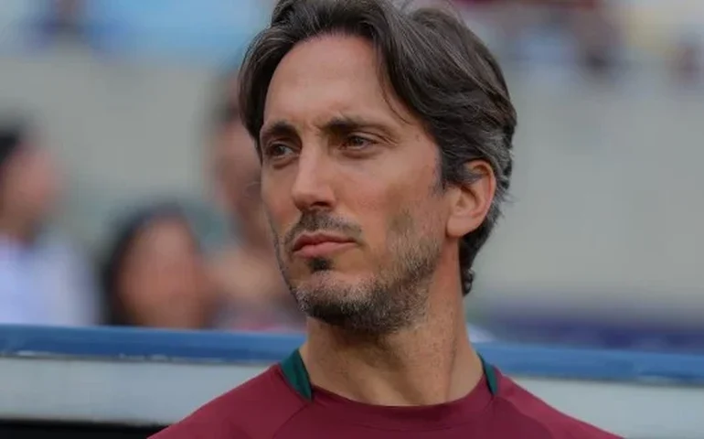 Mesmo com um a menos, Fluminense vence Vasco e sai na frente na semifinal