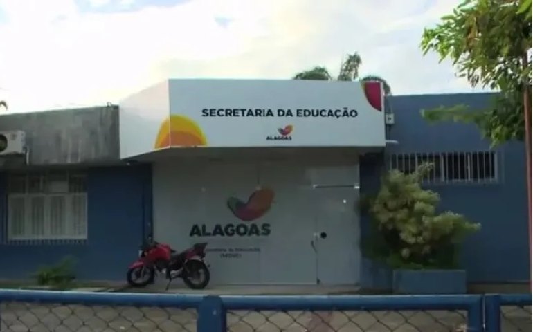 Nota sobre o pagamento dos contratados da Educação