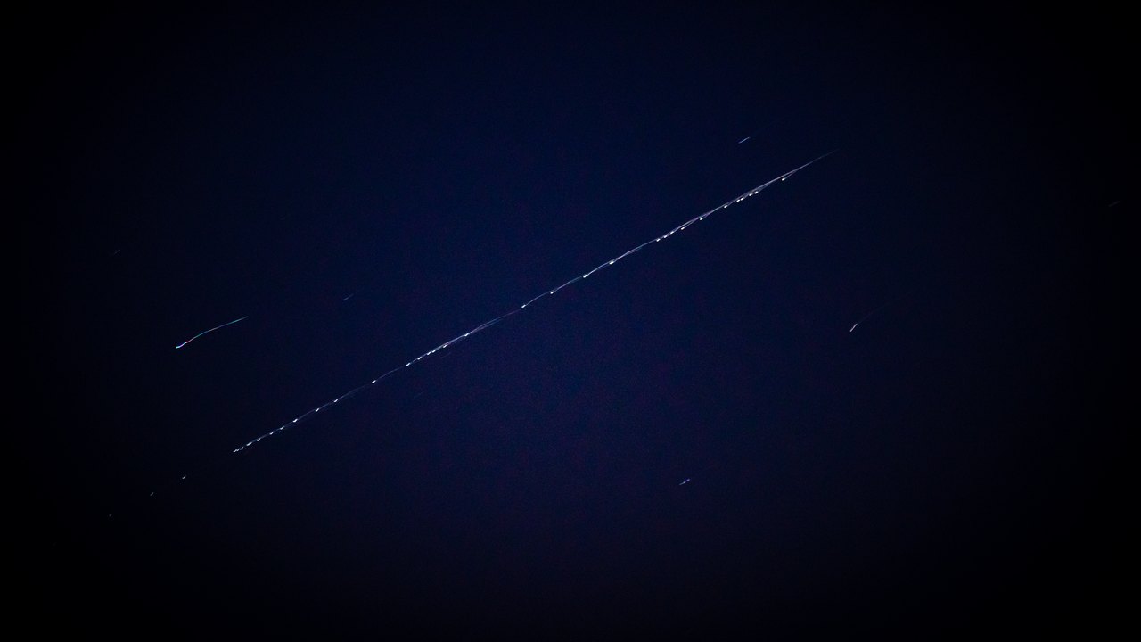Proliferação de satélites põe em risco observações astronômicas