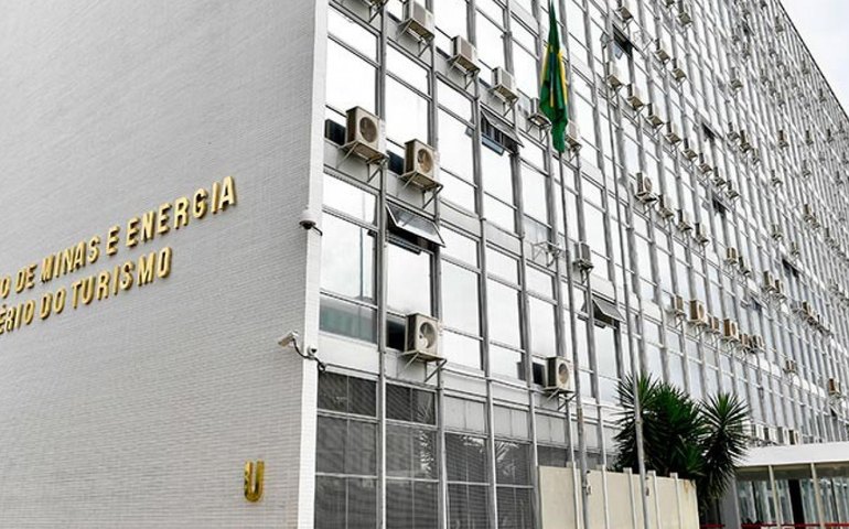 Ministério do Turismo lança campanha contra assédio sexual de mulheres