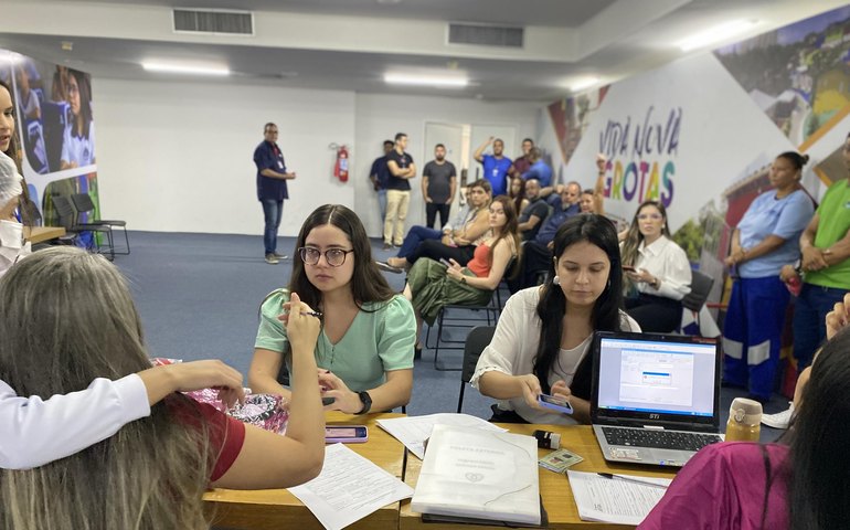  Servidores públicos estaduais doam 75 bolsas de sangue ao Hemoal 