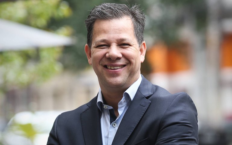 Juiz condena Acir Filló a 7 anos e 9 meses por desvios em Ferraz de Vasconcelos