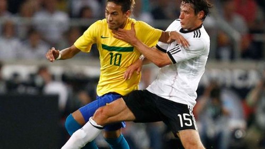 Seleção cai para a Alemanha, e Mano segue sem vencer clássicos