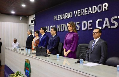 Câmara concede título de Cidadã Honorária à primeira-dama Marina Cândia