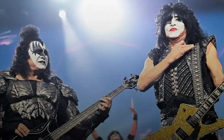'É claro que o Kiss é mercenário. Todos são. Nós só fazemos melhor', diz Gene Simmons