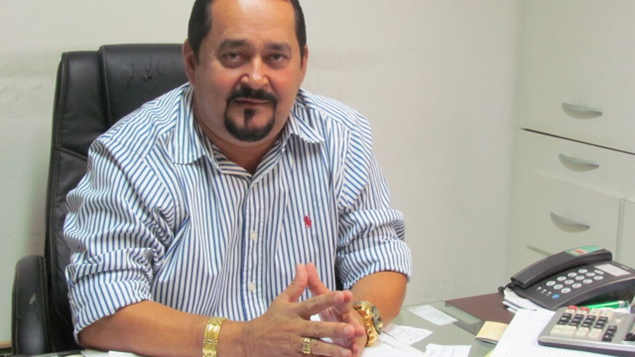 “Só sabe o que é carga tributária quem compra, emprega e comercializa seus produtos” diz José Leão