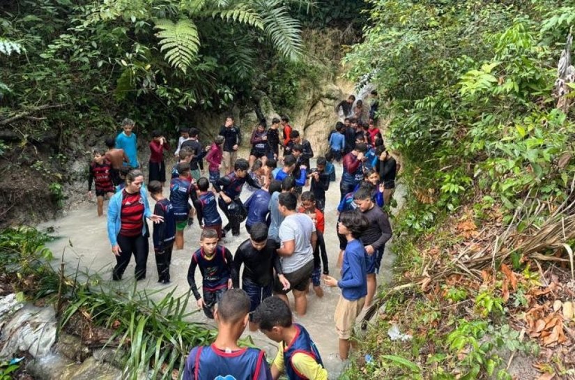 Alunos da Escolinha Semel de Campo Alegre participam de Trilha Ecológica e Passeio Ciclístico no Circuito de Verão