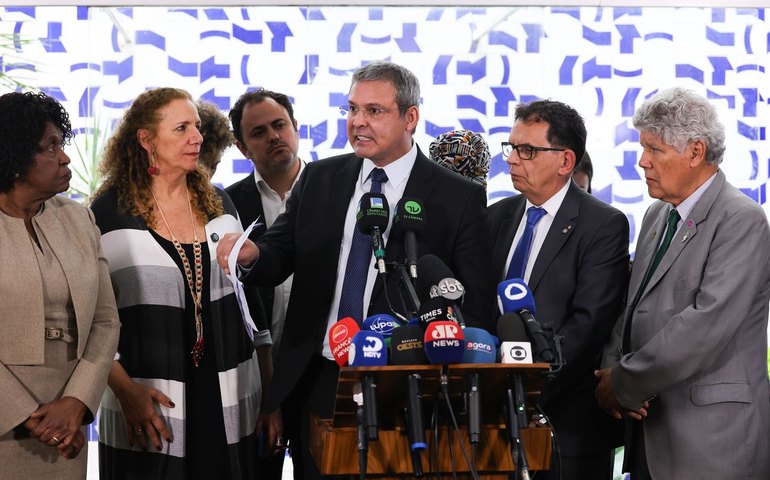 Operação policial no Rio tem críticas e defesas de deputados federais