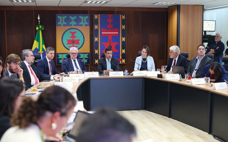 MEC: 65% dos participantes da Prova Nacional Docente são proficientes