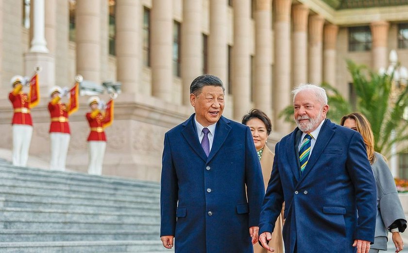 Lula e Xi Jinping assinam 15 acordos de parceria em Pequim