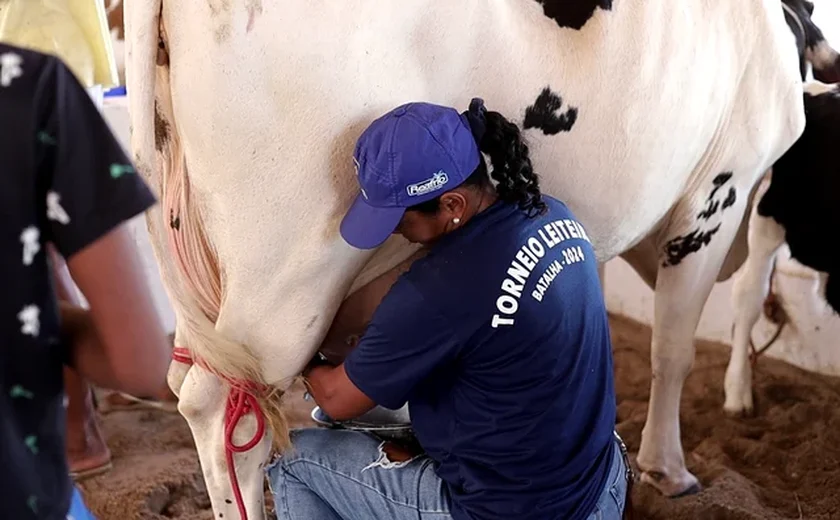 Expo Bacia Leiteira 2025: premiações de Torneio Leiteiro da Agricultura Familiar chegam a R$ 55 mil