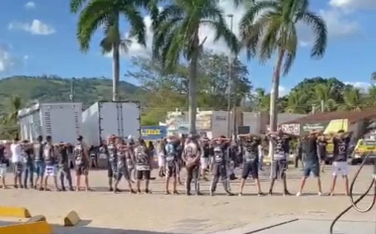 VÍDEO: Revista de torcedores são intensificadas em Palmeira para o Clássico ASA x CSE