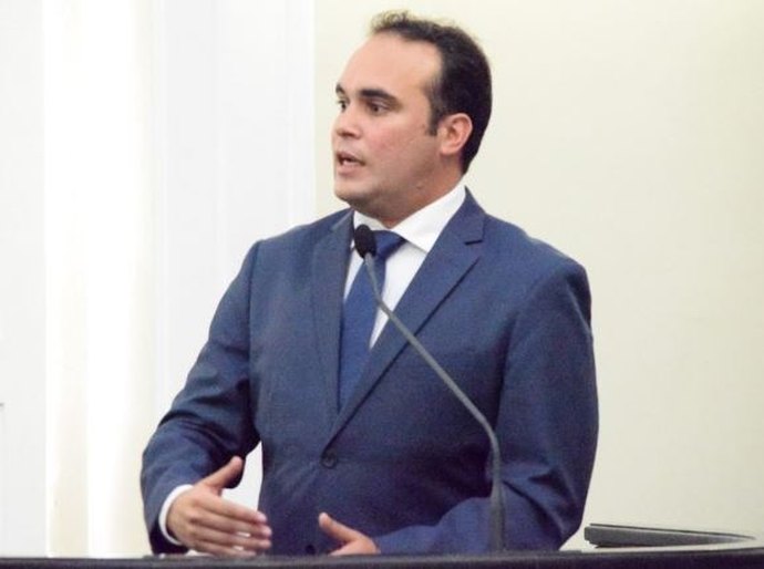 Davi Maia critica projeto que regulamenta o transporte por aplicativos