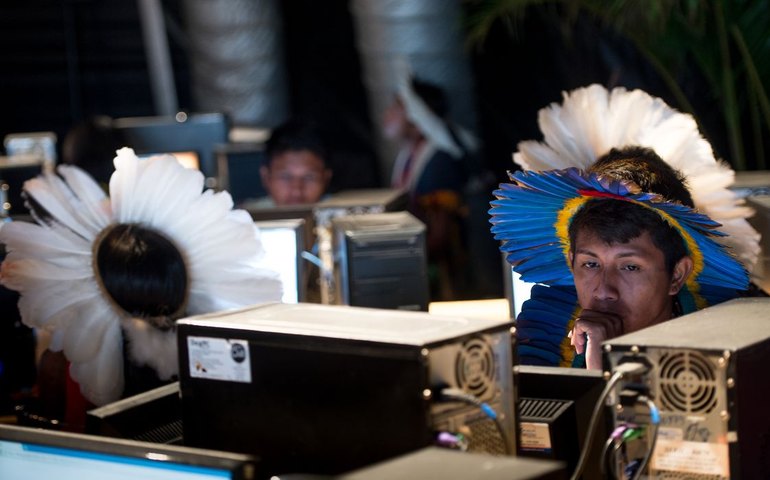 App da UFF faz tradução para indígenas e facilita ensino de robótica