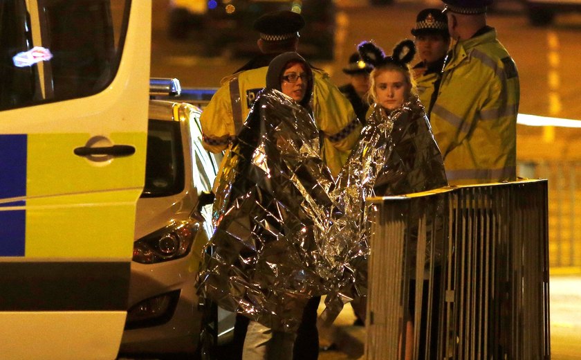 Homem detonou bomba caseira em Manchester, diz polícia