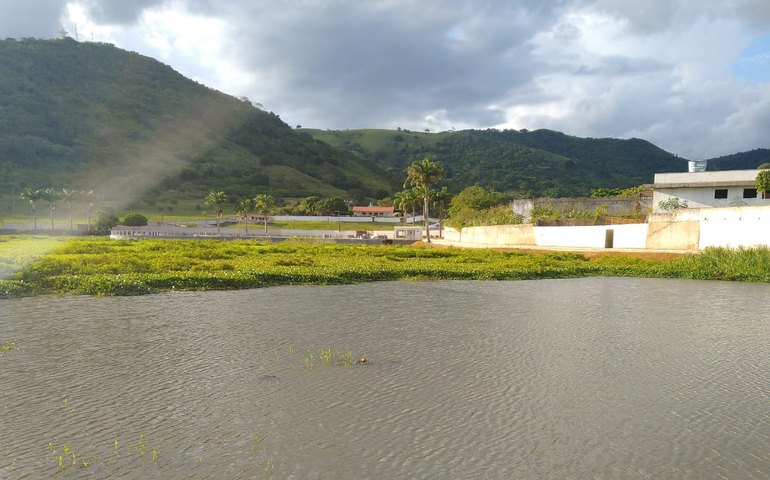 Obra do Açude do Goití em andamento com recursos próprios; R$9 milhões de emendas desapareceram?