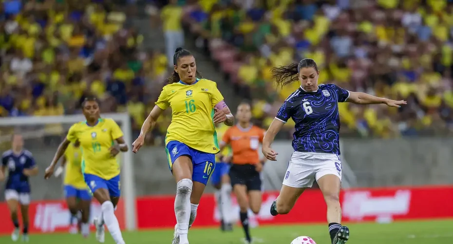 Empate com Argentina conclui período de testes na seleção feminina