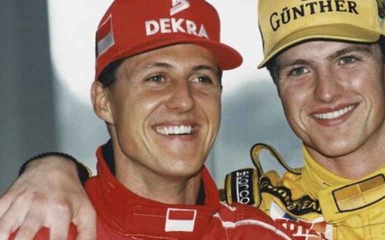 Ralf fala sobre o irmão Michael Schumacher e afirma: 'Hamilton nunca chegará perto'
