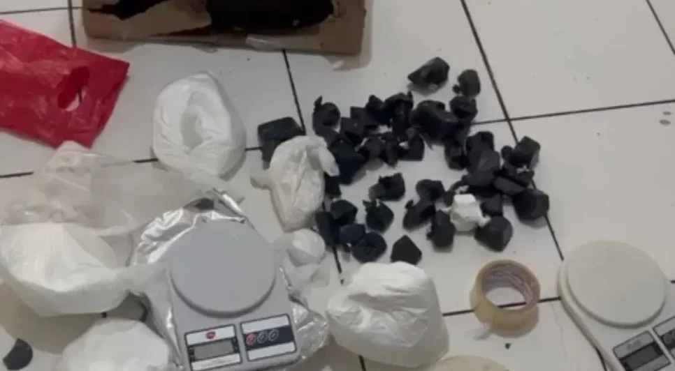 Laboratório de refino de drogas é fechado em condominío de Aracaju