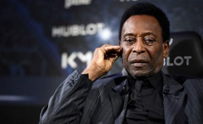 Pelé, 78 anos, deu entrada novamente em hospital