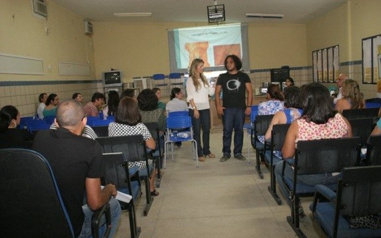 Educação lança Projeto Voz que Ensina