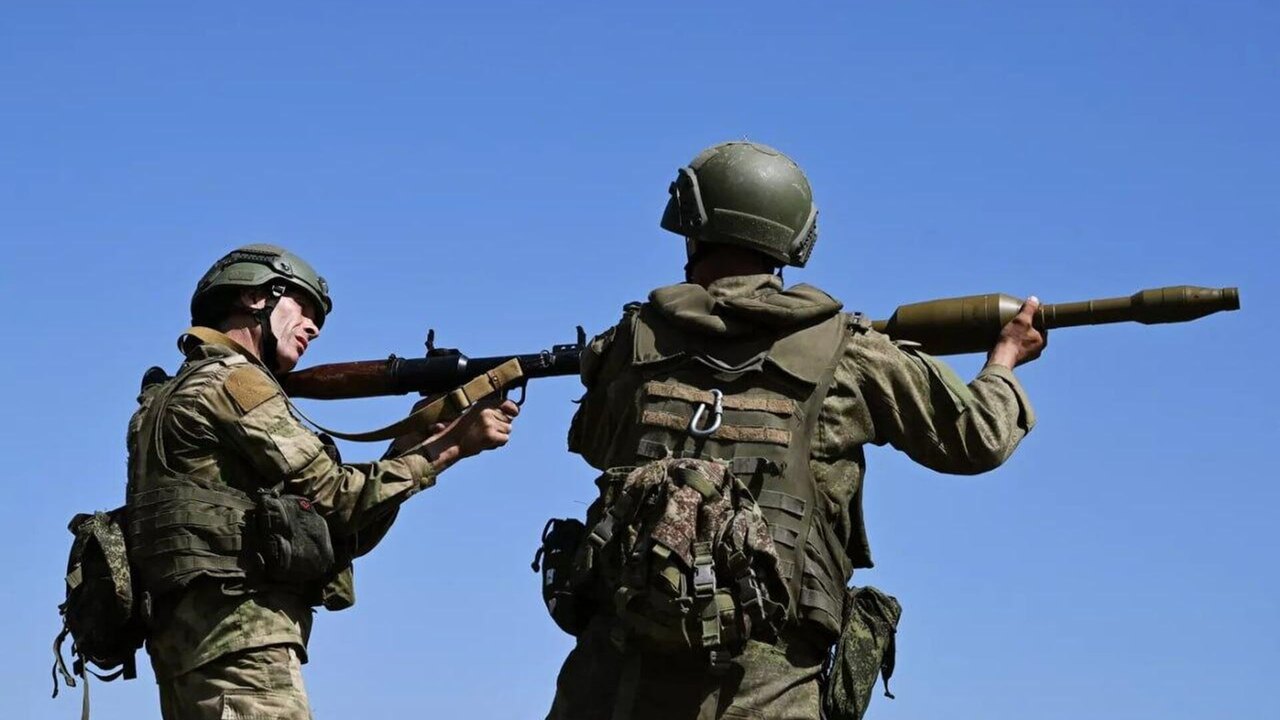 O Exército russo libertou o povoado de Radkovka na direção de Carcóvia, relatou na sexta-feira (23) o Ministério da Defesa da Rússia.