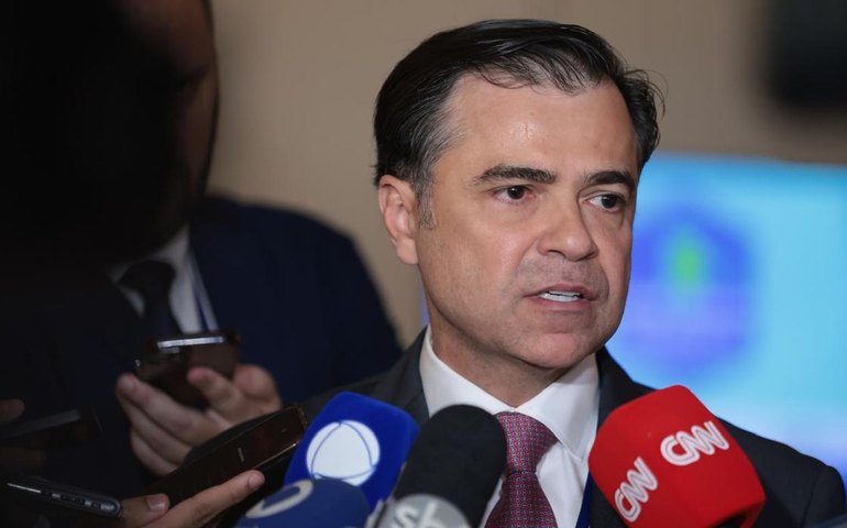 Diretor-geral da Aneel critica Enel por evitar processo de caducidade