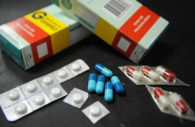 Dor de cabeça pode ser causada por abuso de analgésico, alerta médico 