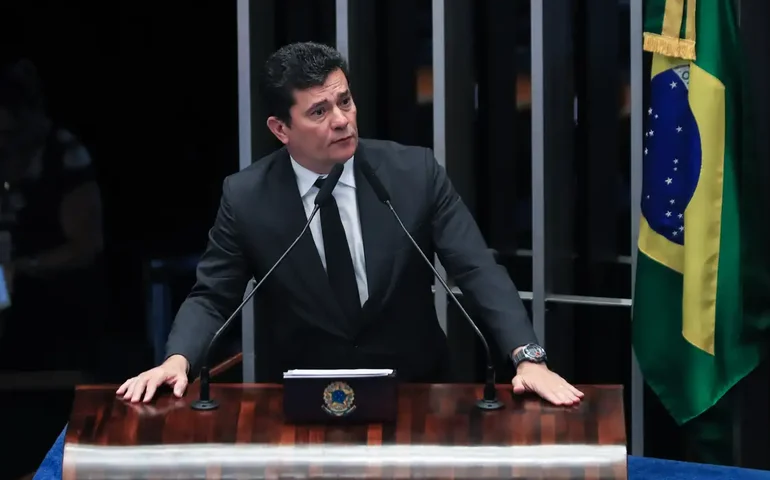 Desembargador vota pela cassação de Moro em 4ª sessão de julgamento