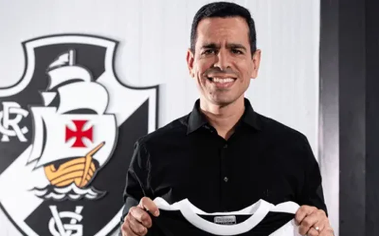 Vasco anuncia demissão do diretor executivo de futebol, Marcelo Sant'Ana