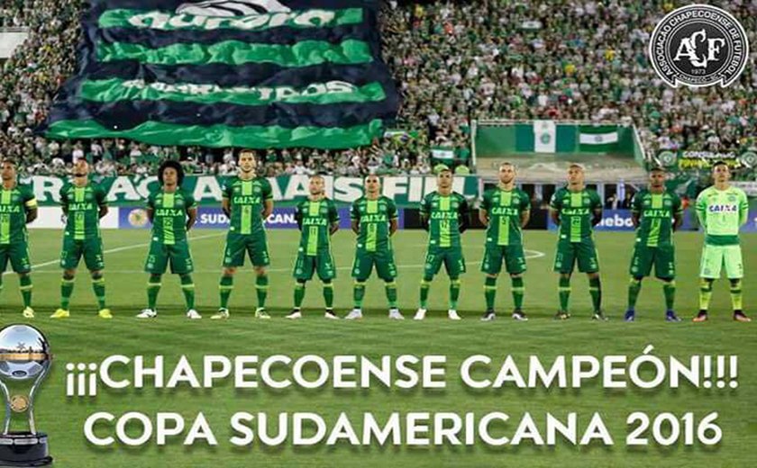 Em primeiro jogo após tragédia, Chapecoense empata com Palmeiras