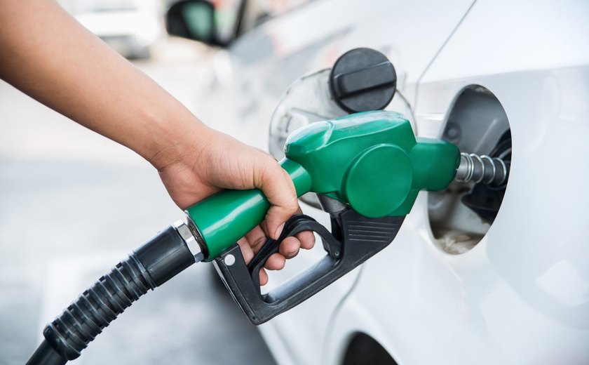 Gasolina ecoaditivada começa a ser vendida em Manaus