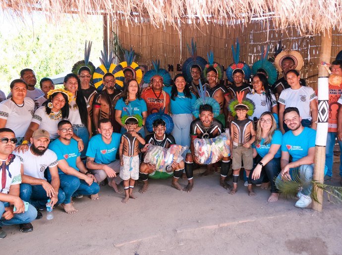Alagoas Sem Fome doa alimentos, enxovais e material esportivo para aldeia indígena Kariri-xocó