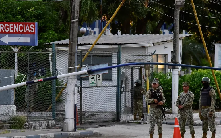 Equador se prepara para votar medidas de segurança em referendo