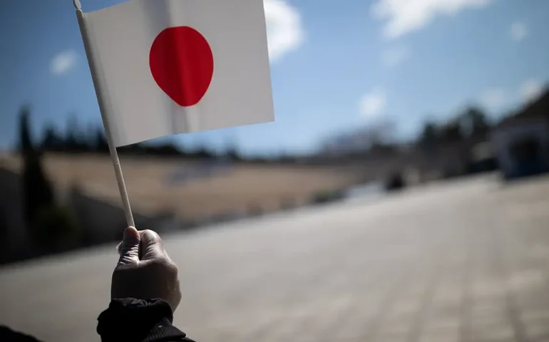 Extrema direita ganha espaço na política japonesa