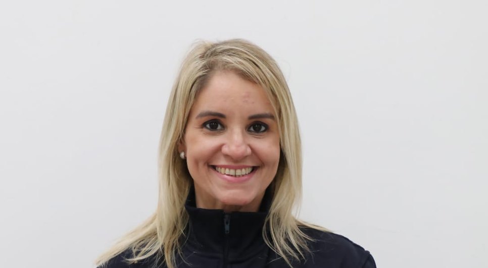 MEDICA KARINA MENDONÇA