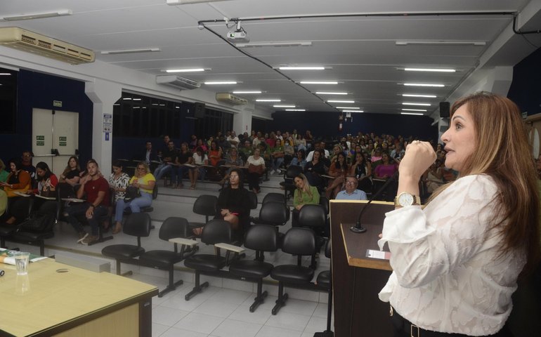 Saúde realiza seminário sobre qualidade de vida e prevenção de acidentes de trabalho