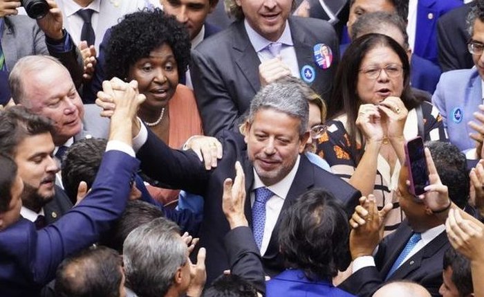  Arthur Lira começou a carreira política como vereador de Maceió (AL) em 1992