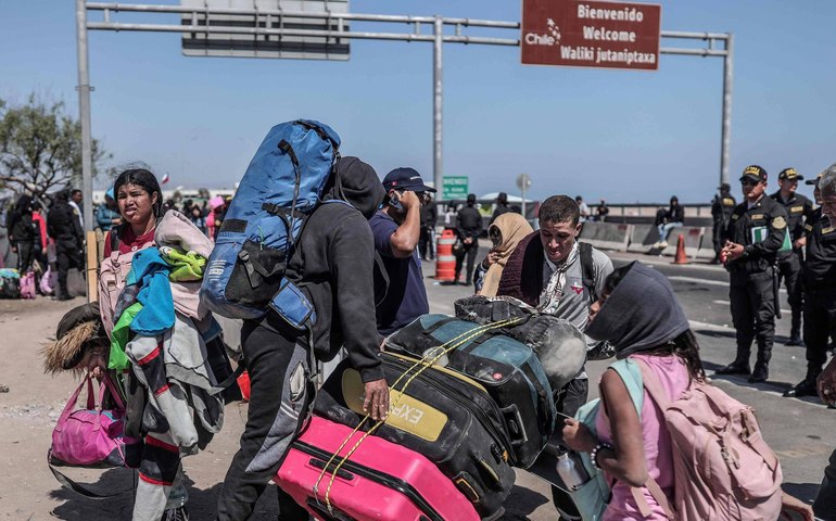 Medo de nova onda migratória na Venezuela acende alerta em países vizinhos