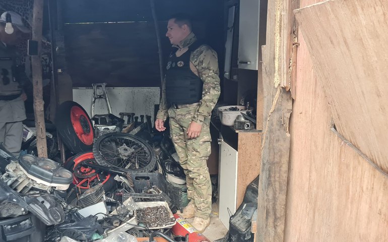 Operação Desmanche 2 desarticula organização criminosa especializada em roubos e desmanches de veículos