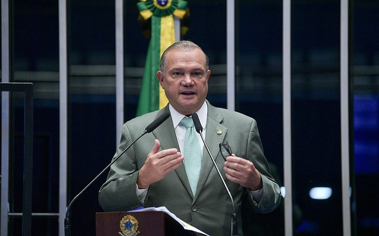 Wellington Fagundes critica ausência do Incra em audiência pública no MT