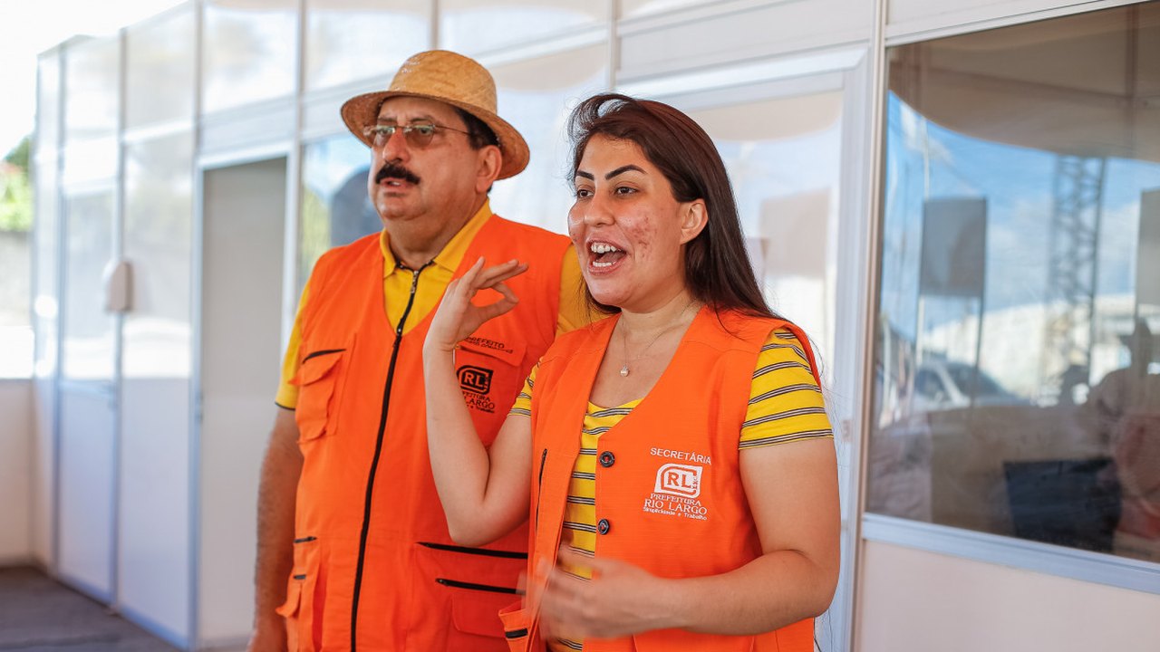Prefeito de Rio largo e secretária Gabriela Gonçalves anunciam vacinação para adolescentes acima de 16 anos contra Covid-19