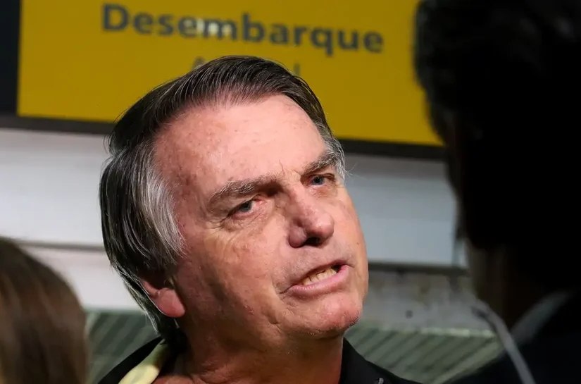 Bolsonaro fica inelegível até 2060 após condenação