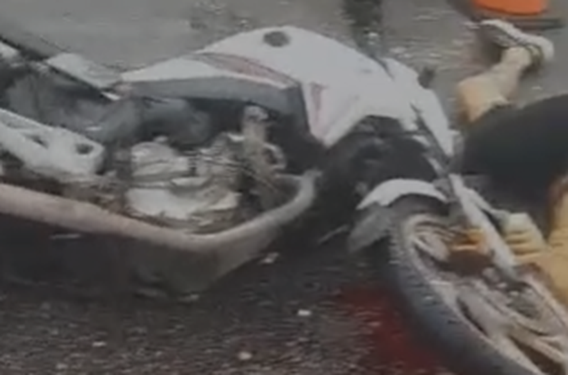 Casal morre em colisão entre moto e caminhão na Avenida Menino Marcelo, em Maceió