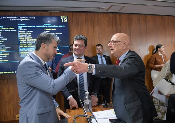 Projeto que recoloca municípios em placas de carros vai à Câmara