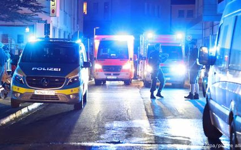Ataque a faca deixa 3 mortos e 4 gravemente feridos durante festival na Alemanha