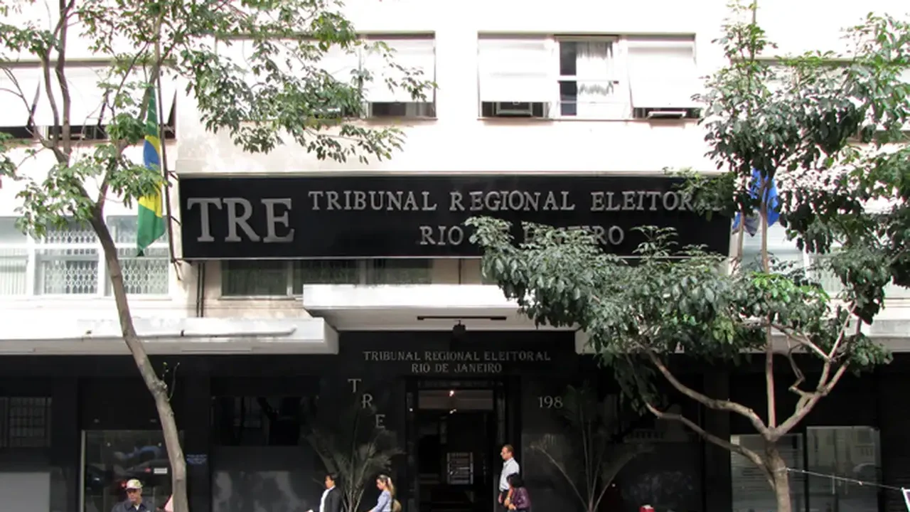 TRE-RJ indefere registro de candidatura de Cristiane Brasil e pede investigação contra o DC
