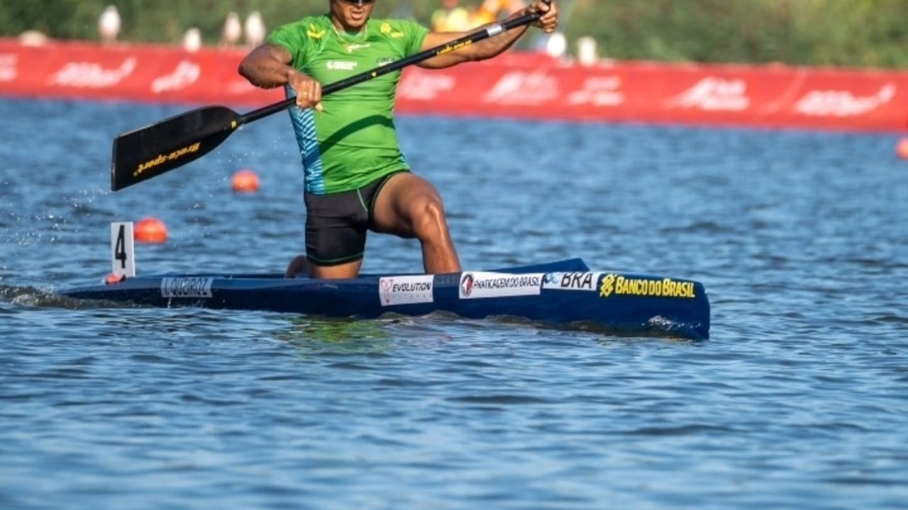 Isaquias Queiroz fica longe do pódio no Mundial de canoagem na Polônia